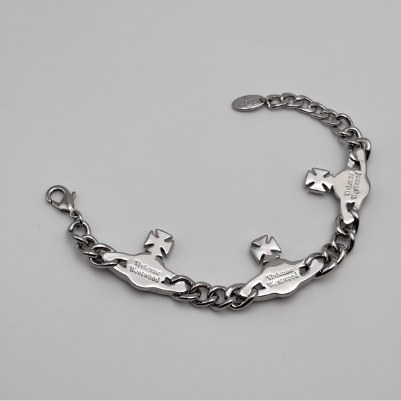 Vivienne Westwood Kika Saturn Orb Crystal Chain Bracelet - Picture 5 of 5